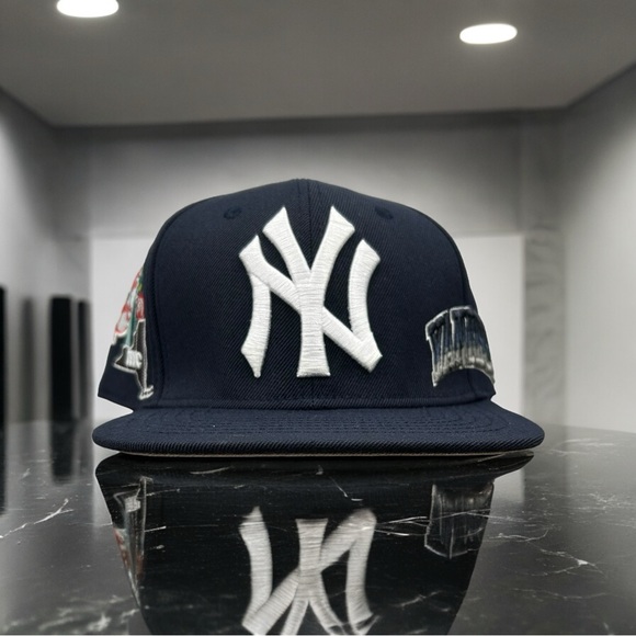 Pro Standard Other - New York Yankees PRO STANDARD Side Script SnapBack Hat NYC Baseball Cap Gray UV